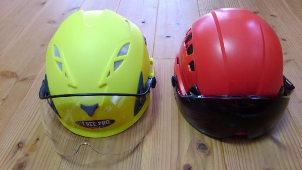 GUARDLEAD 作業用ヘルメット シールド付き ABS樹脂 発泡スチロール 内装 通気孔付き EN12492基準適合 男女兼用 頭囲53 - 1